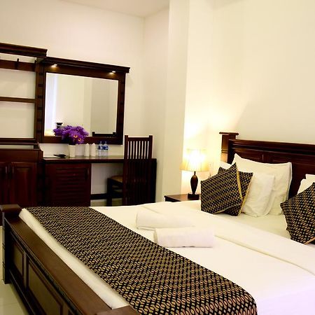 Hotel Bamiyan Kandy Luaran gambar