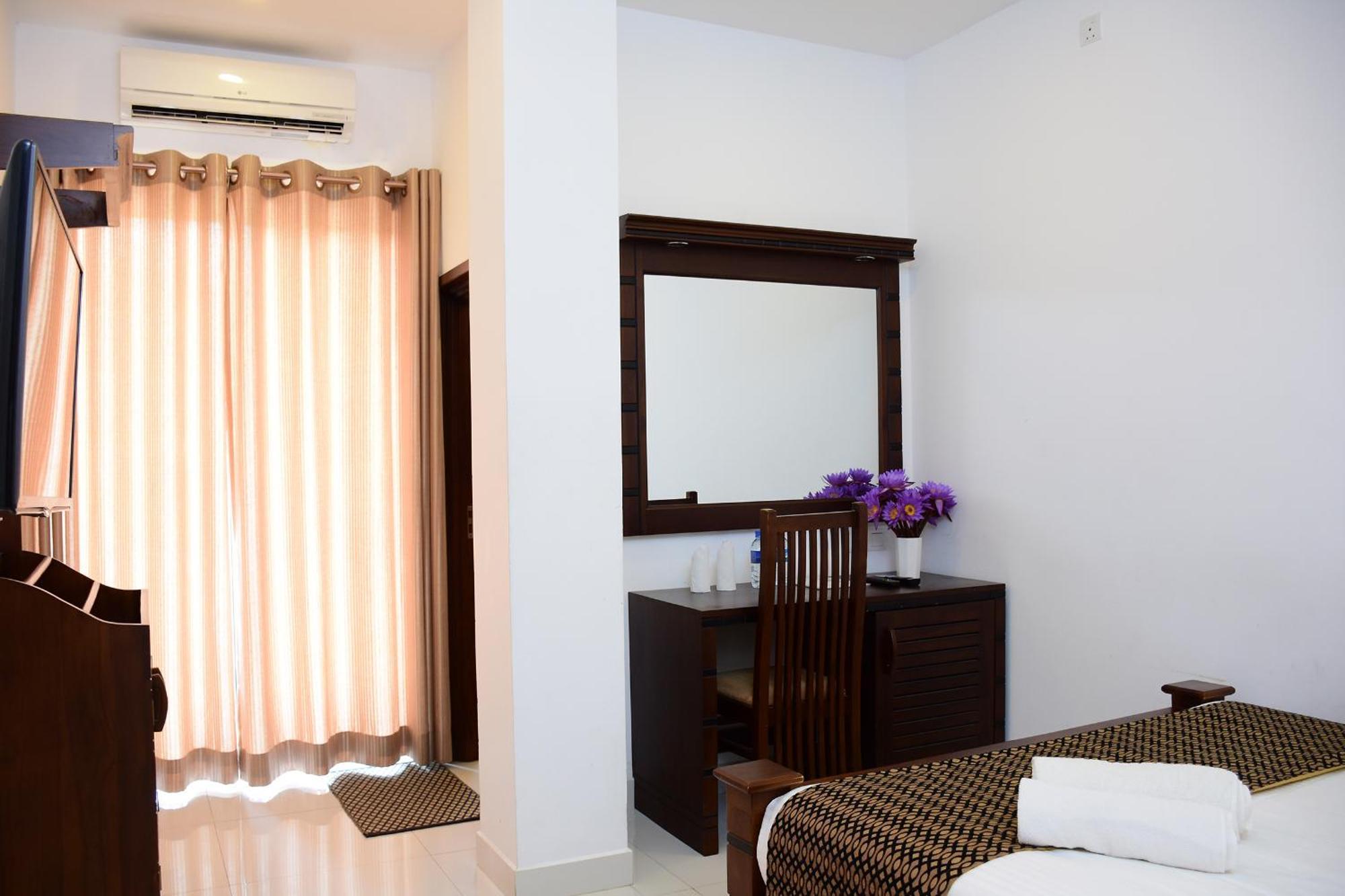 Hotel Bamiyan Kandy Luaran gambar